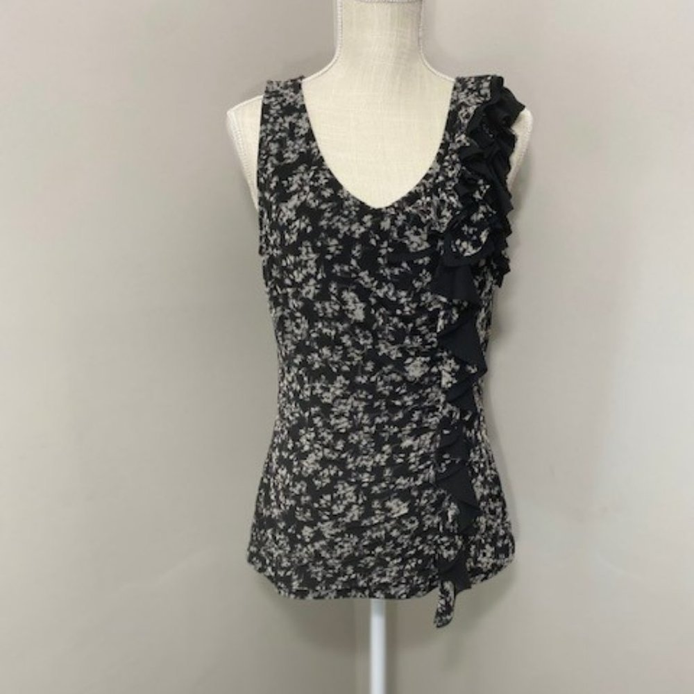 Sleeveless Blouse by Elle Size: M